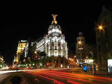 File:Calle de Alcal (Madrid) 04.jpg